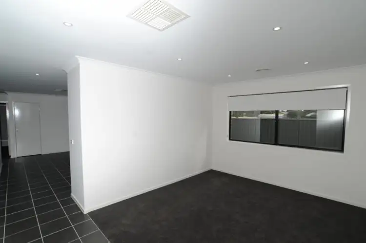 Fifth view of Homely house listing, 37 Joyce Way, Wangaratta VIC 3677
