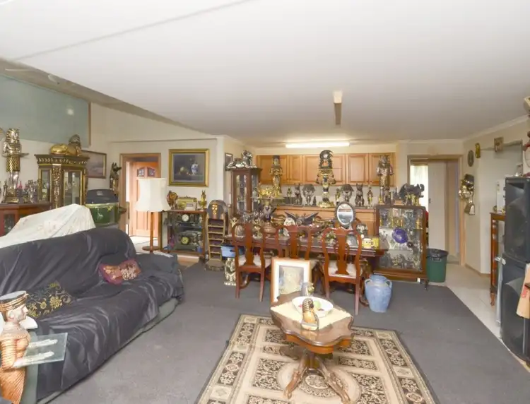 Fifth view of Homely house listing, 2 Koala Court, Whittington VIC 3219