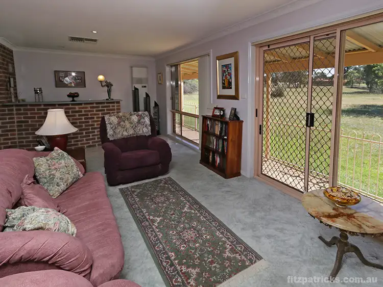 Sixth view of Homely unit listing, 1/438 Kooringal Road, Kooringal NSW 2650