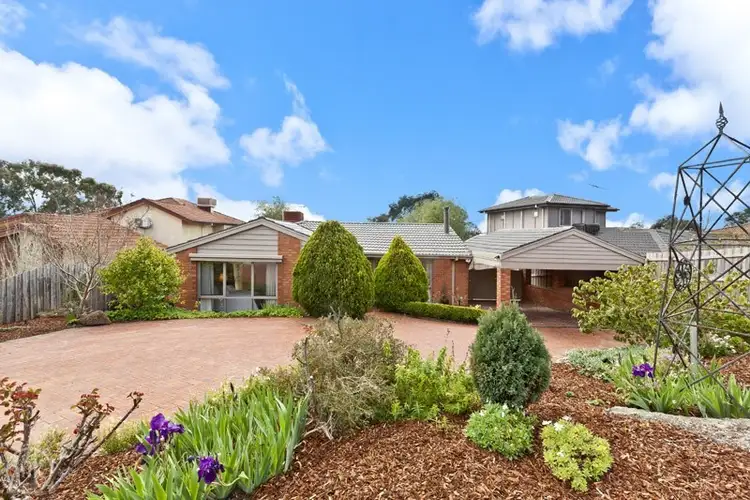 32 Arcadia Way, Eltham North VIC 3095