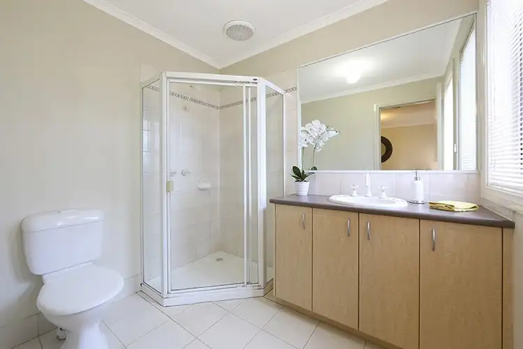 Seventh view of Homely townhouse listing, 4 St Laurent Rise, Knoxfield VIC 3180