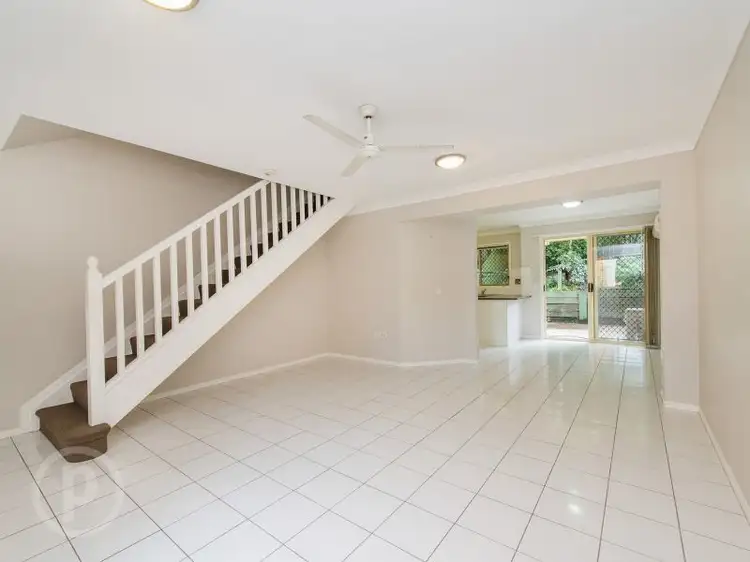 74/19 Doughboy Pde, Hemmant QLD 4174