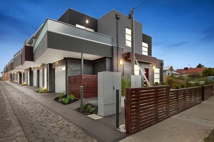6/22 Irvine Crescent, Brunswick West VIC 3055