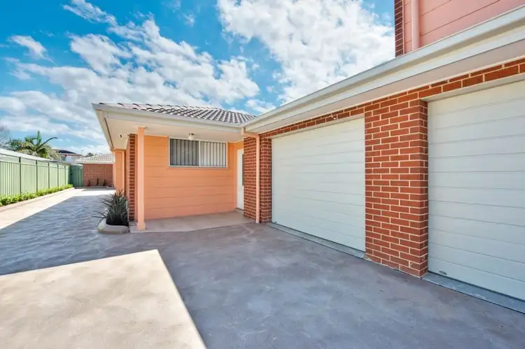 2/129 Broken Bay Road, Ettalong Beach NSW 2257