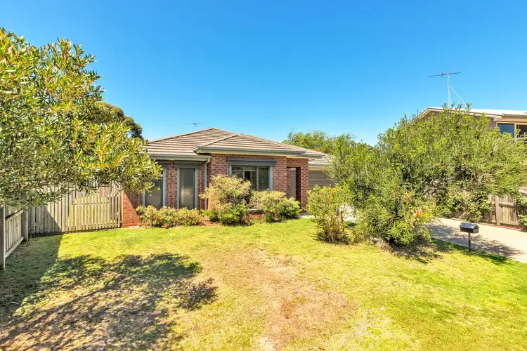 7 Tess Court, St Leonards VIC 3223
