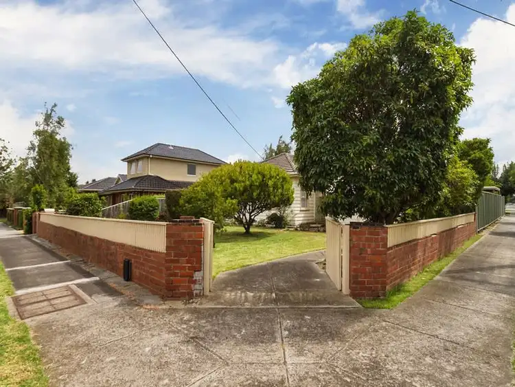 Fifth view of Homely house listing, 31 Kemp Avenue, Mount Waverley VIC 3149