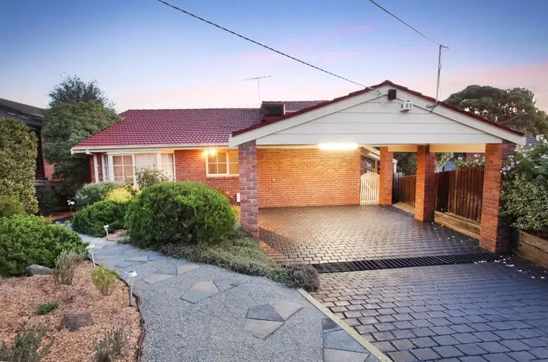 Main view of Homely house listing, 5 Davidson Court, Attwood VIC 3049