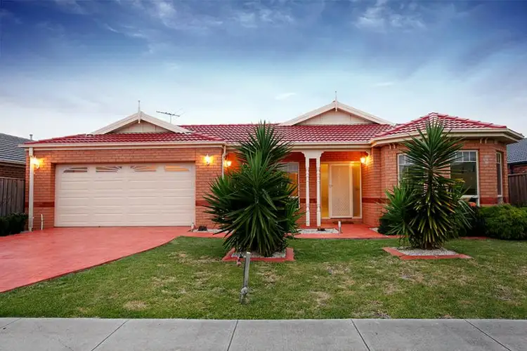 8 Columbia Street, Tarneit VIC 3029