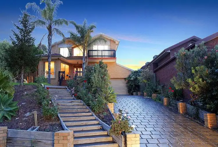 25 Cambrian Court, Eltham North VIC 3095