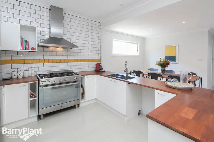 42 Prior Road, Noble Park VIC 3174