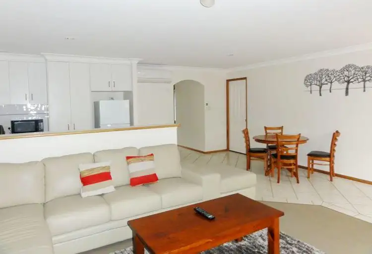 Fifth view of Homely unit listing, 2/82 Charles Street, Dalby QLD 4405
