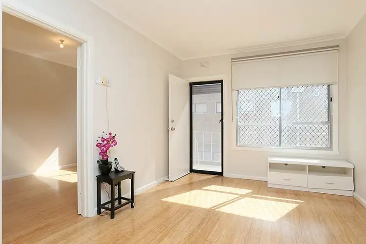 19/697 Barkly Street, Footscray VIC 3011