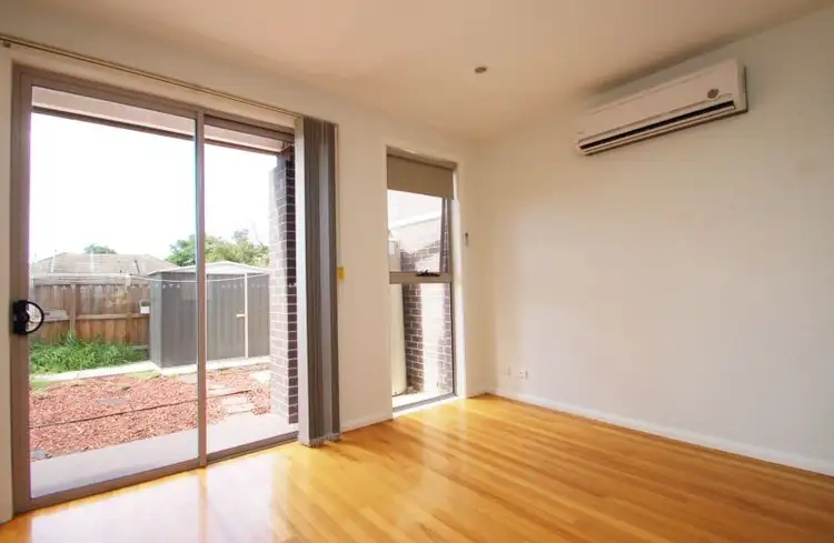 Sixth view of Homely townhouse listing, 4/45 Clovelly Avenue, Glenroy VIC 3046