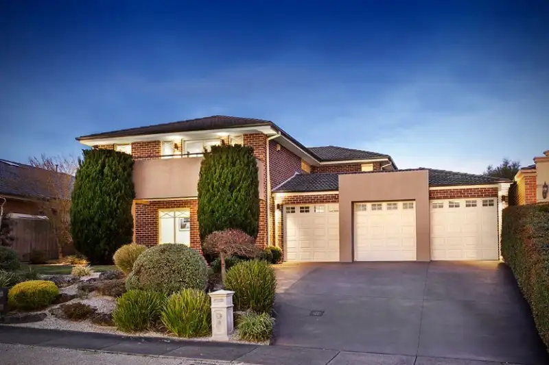 Main view of Homely house listing, 4 Kingston Way, Mooroolbark VIC 3138