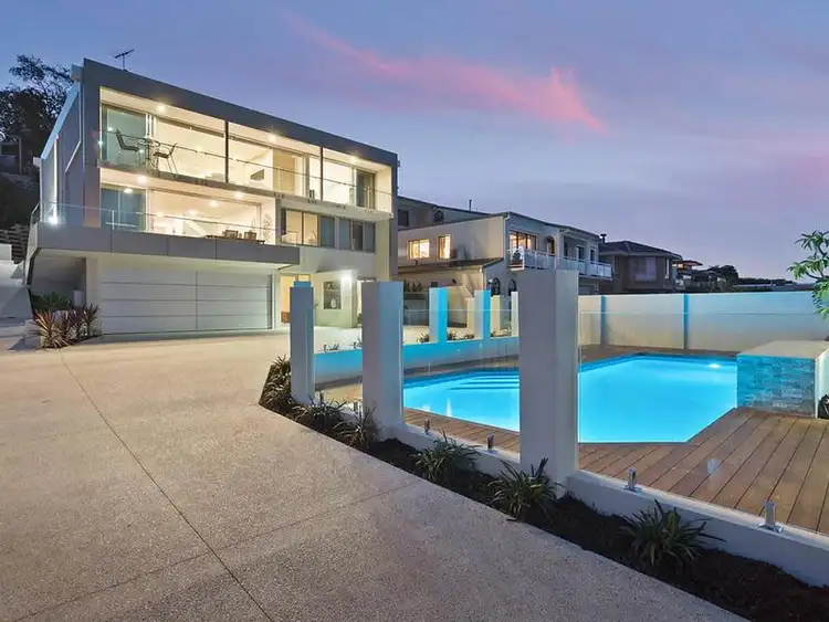 16A Salter Point Parade, Salter Point WA 6152