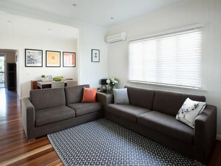 137 Graceville Avenue, Graceville QLD 4075