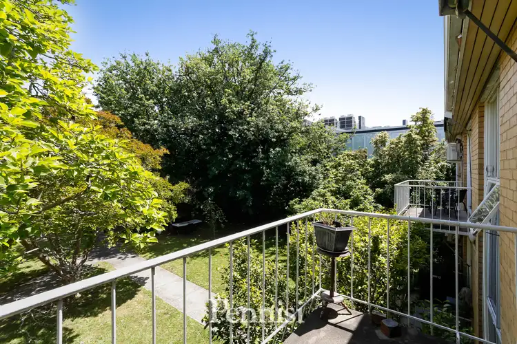 13/31 Leslie Road, Essendon VIC 3040