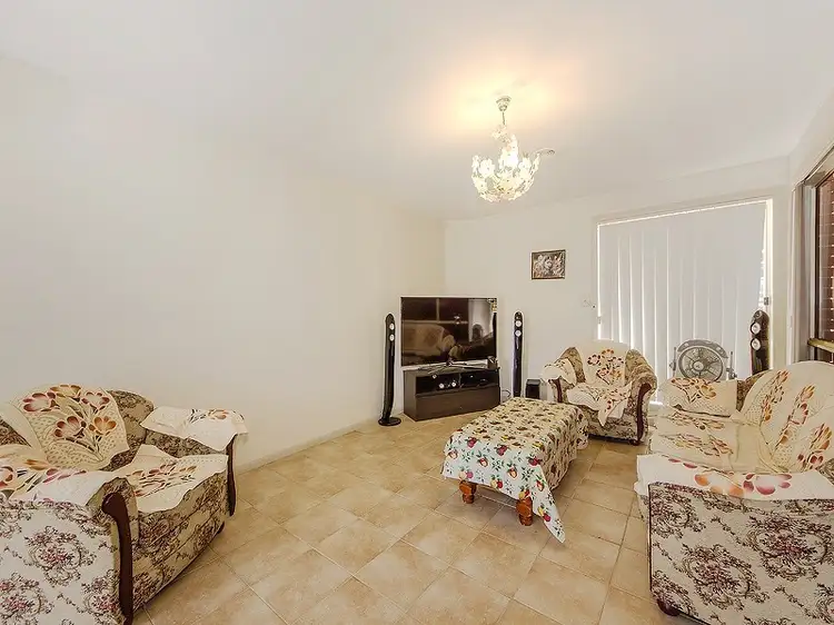 Second view of Homely unit listing, 2/1 Kingsley Street, St Albans VIC 3021