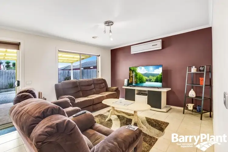 Second view of Homely house listing, 8 O'Reilly Court, Sunbury VIC 3429