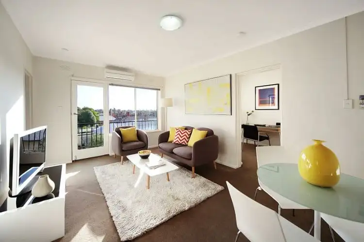17/11 Llaneast Street, Armadale VIC 3143
