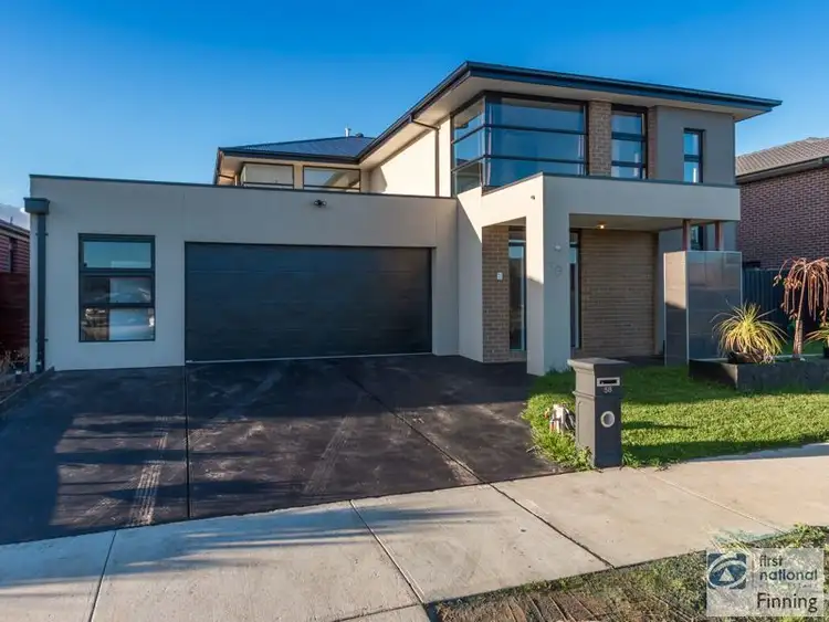 58 Ranfurlie Bouelvard, Cranbourne West VIC 3977