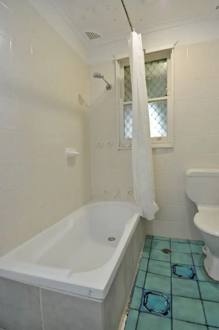 Seventh view of Homely house listing, 44 Currawong Street, South Bathurst NSW 2795