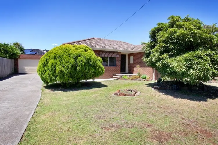 4 Osborne Avenue, Gladstone Park VIC 3043