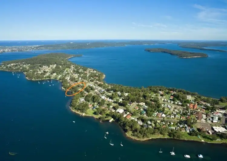 185 Watkins Road, Wangi Wangi NSW 2267