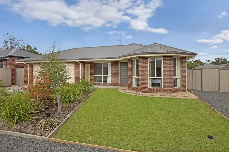 23 Greenwood Drive, Broadford VIC 3658