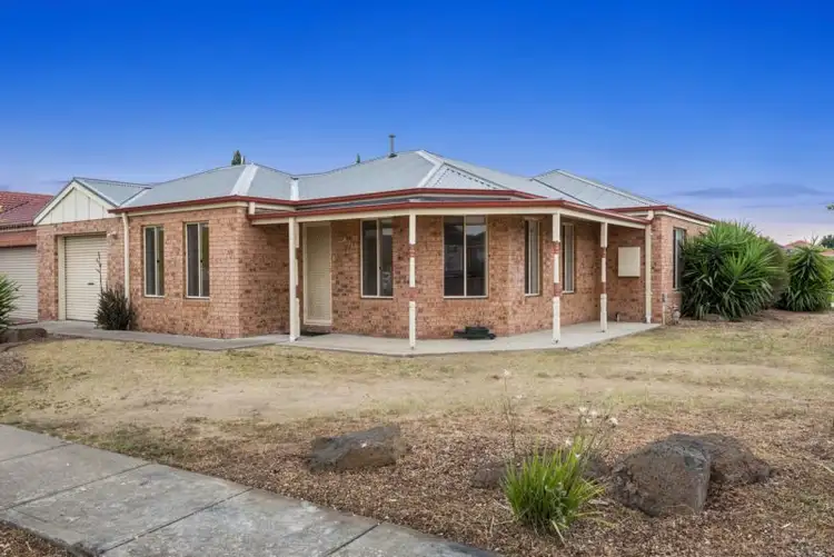 19 Higgs Circuit, Sunbury VIC 3429