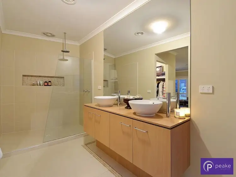 Third view of Homely house listing, 9 Hollyrood Drive, Berwick VIC 3806