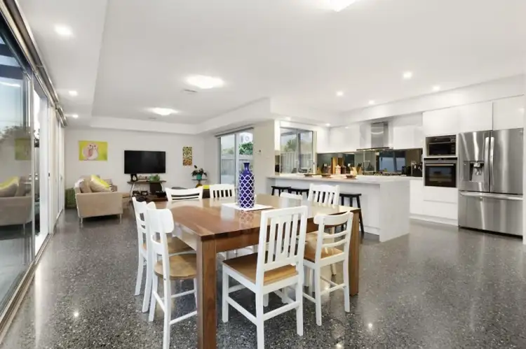 Second view of Homely townhouse listing, 2/307 Nepean Highway, Edithvale VIC 3196