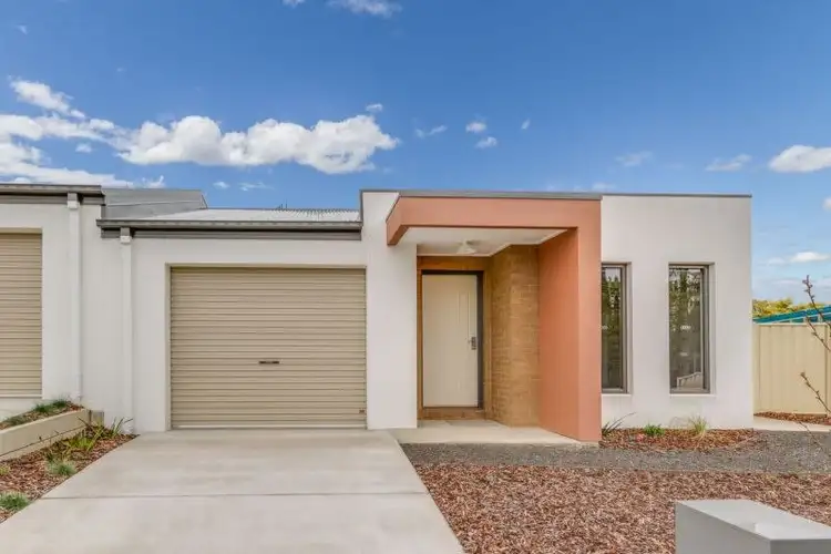 16A Daniel Street, Long Gully VIC 3550