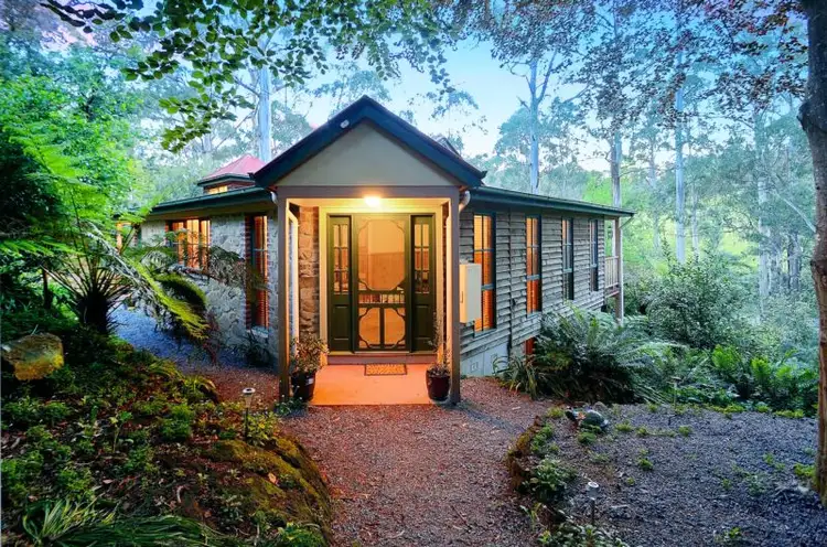 Second view of Homely house listing, 5 Lisheen Road, Cockatoo VIC 3781