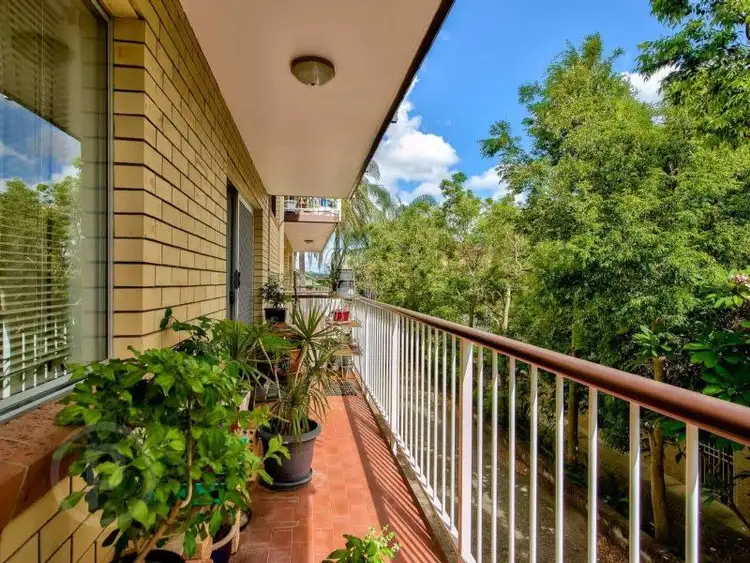 Main view of Homely unit listing, 2/49 Alva Terrace, Gordon Park QLD 4031