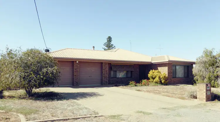 51 Molyneaux Street, Warracknabeal VIC 3393