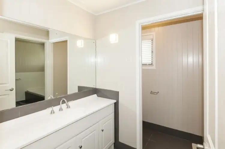 Second view of Homely house listing, 27 Wide View Avenue, Woodford NSW 2778