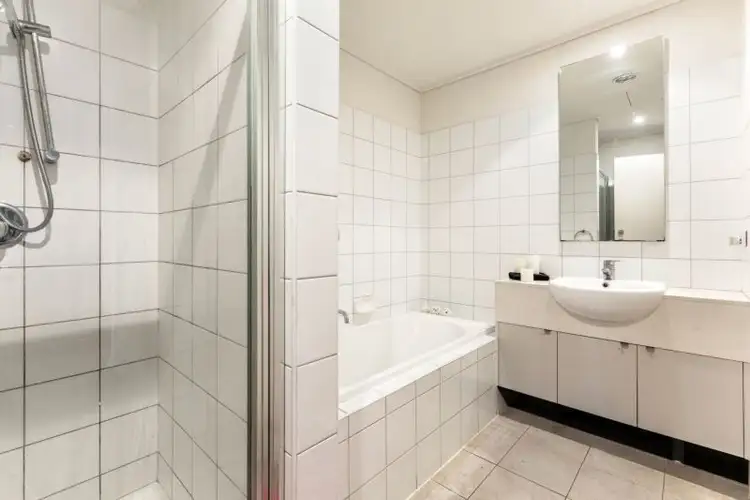 Sixth view of Homely apartment listing, 6/200 Bay Street, Port Melbourne VIC 3207