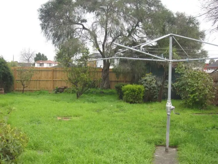 Fifth view of Homely house listing, 7 Caddy Court, Reservoir VIC 3073