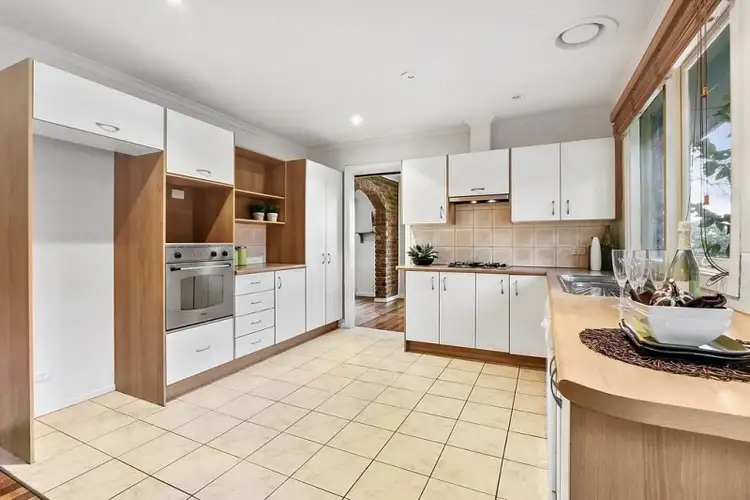 Fifth view of Homely house listing, 34 Jeffrey Drive, Ringwood VIC 3134