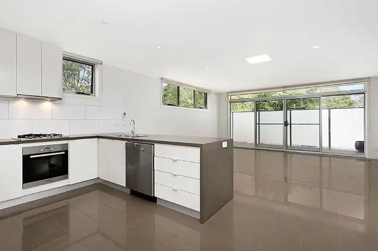 2/2A Beaumont Street, Vermont VIC 3133