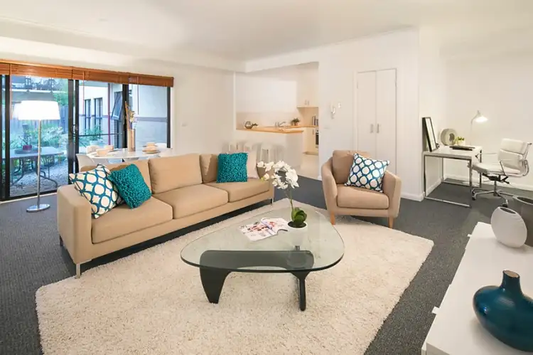 4/337 Station Street, Thornbury VIC 3071