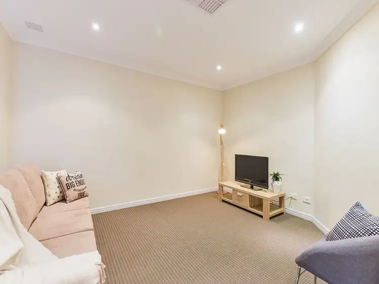 Second view of Homely house listing, 6/105 Bickley Road, Beckenham WA 6107