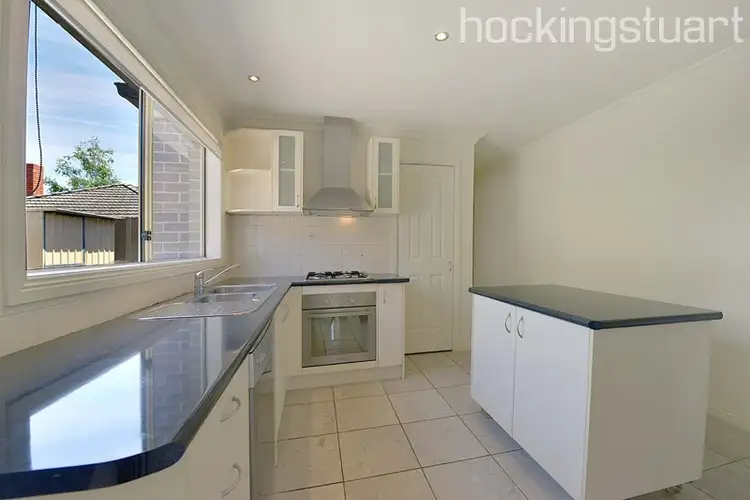 Sixth view of Homely unit listing, 2/15 Evan Street, Berwick VIC 3806