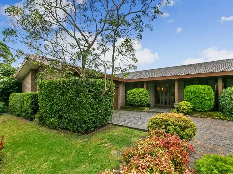 21 Renown Street, Burwood VIC 3125