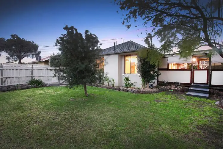 Fourth view of Homely house listing, 3 Katrina Drive, Gladstone Park VIC 3043
