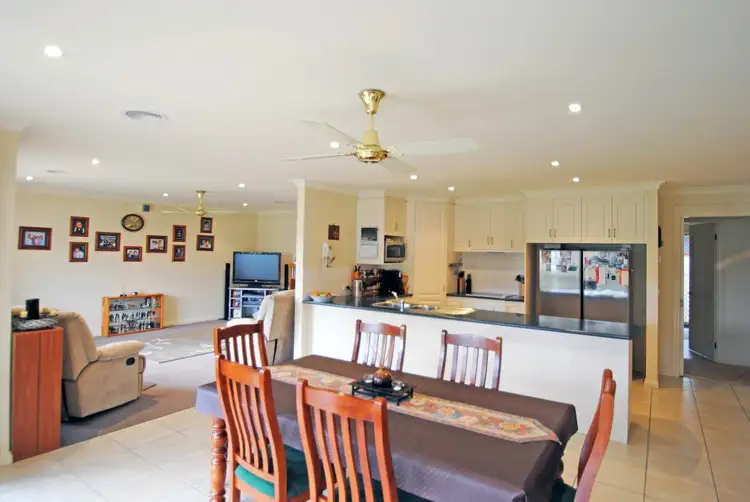 Fourth view of Homely house listing, 10 Sanford Crt, Portland VIC 3305
