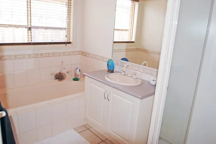 Seventh view of Homely house listing, 11 Donegal Court, Portland VIC 3305