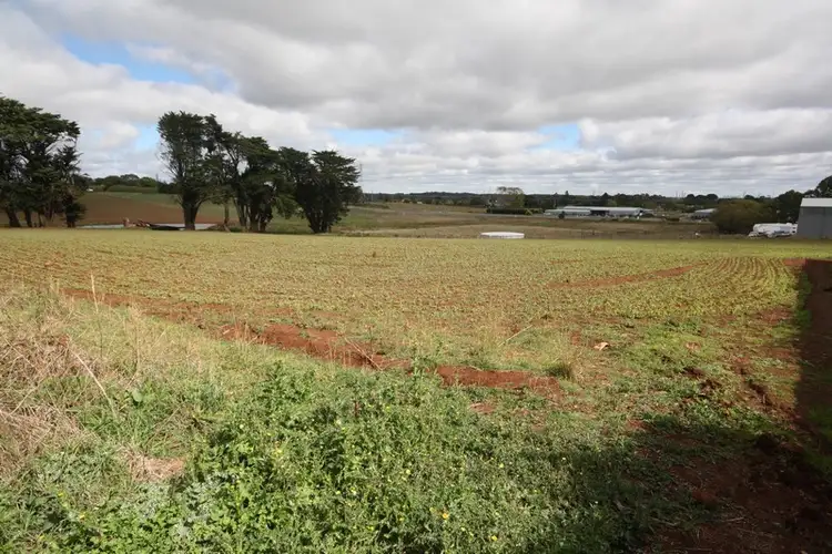 Mahars Road & Old Melbourne Road, Warrenheip VIC 3352