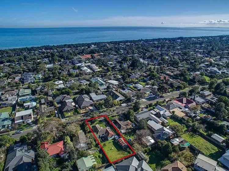 Main view of Homely house listing, 81 Rosslyn Avenue, Seaford VIC 3198